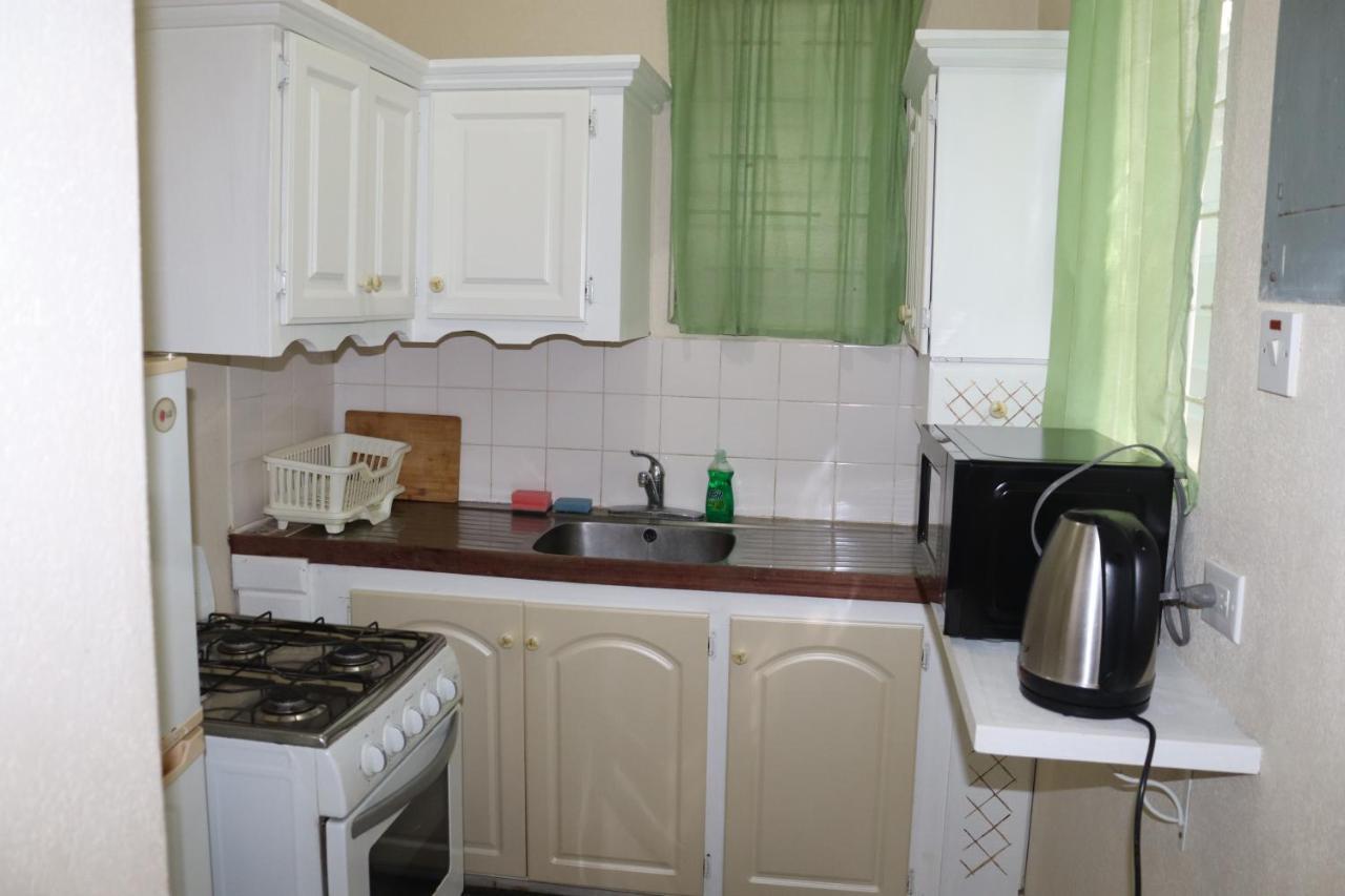 Ocean View Apartments Μπριτζτάουν Εξωτερικό φωτογραφία
