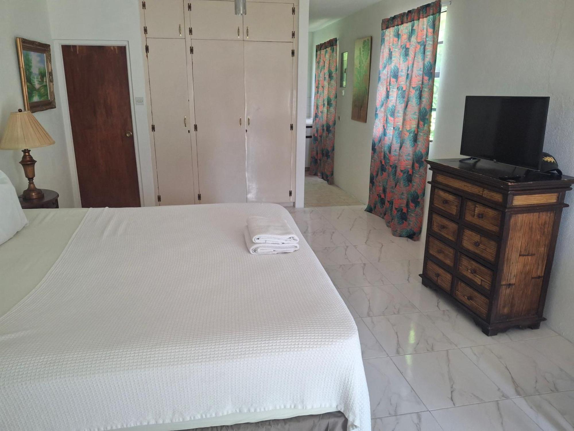 Ocean View Apartments Μπριτζτάουν Δωμάτιο φωτογραφία