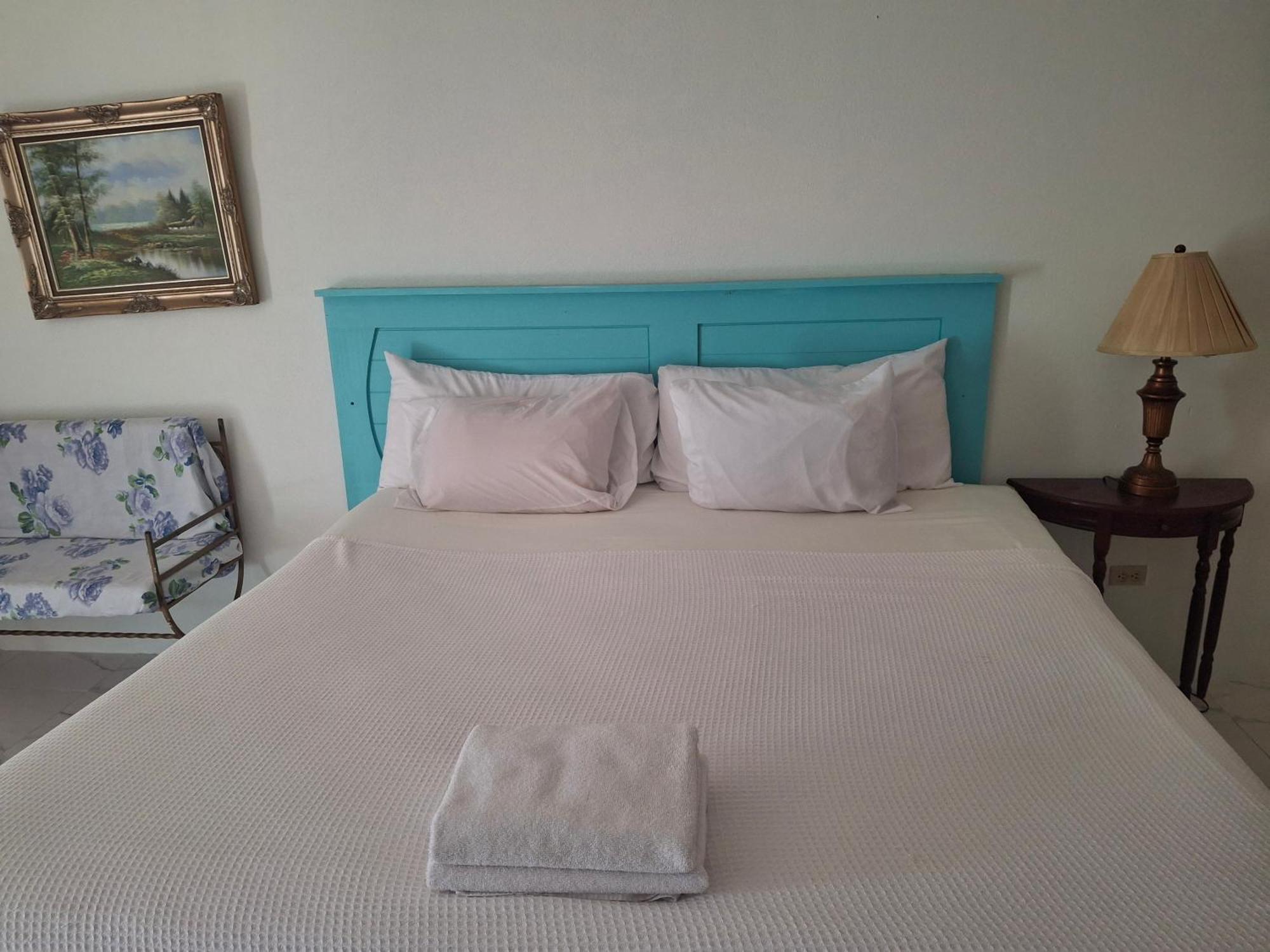 Ocean View Apartments Μπριτζτάουν Εξωτερικό φωτογραφία